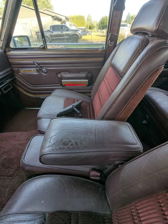 1990 Jeep SJ Grand Wagoneer - Image 10 of 10