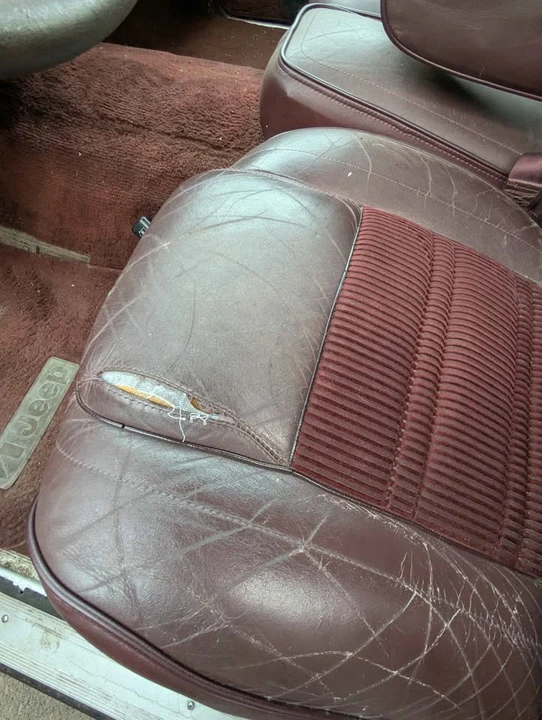 1990 Jeep SJ Grand Wagoneer - Image 9 of 10
