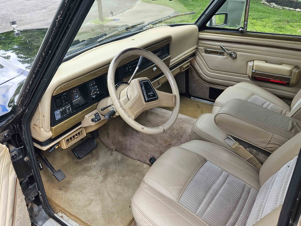 1990 Jeep SJ Grand Wagoneer - Image 29 of 31