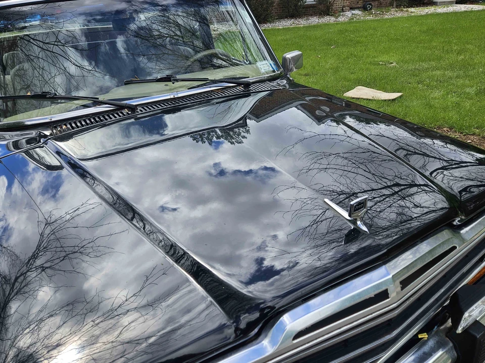 1990 Jeep SJ Grand Wagoneer - Image 11 of 31