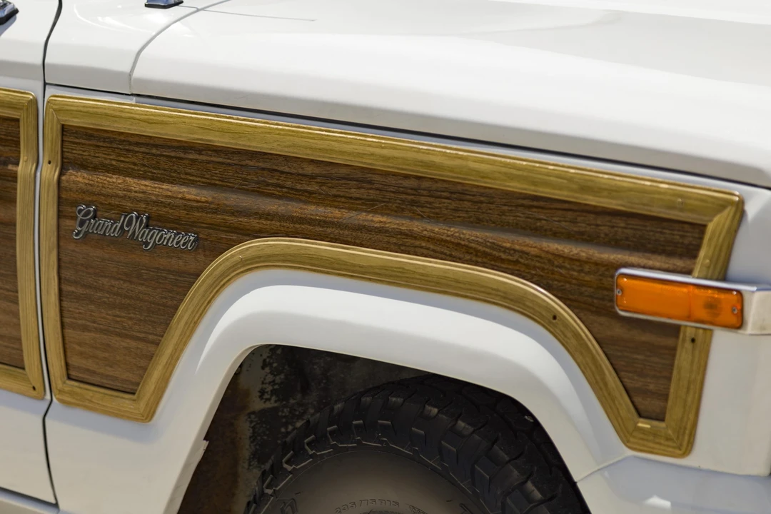 1990 Jeep SJ Grand Wagoneer - Image 29 of 31