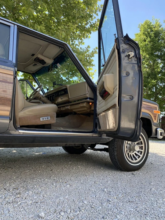 1990 Jeep SJ Grand Wagoneer - Image 28 of 31