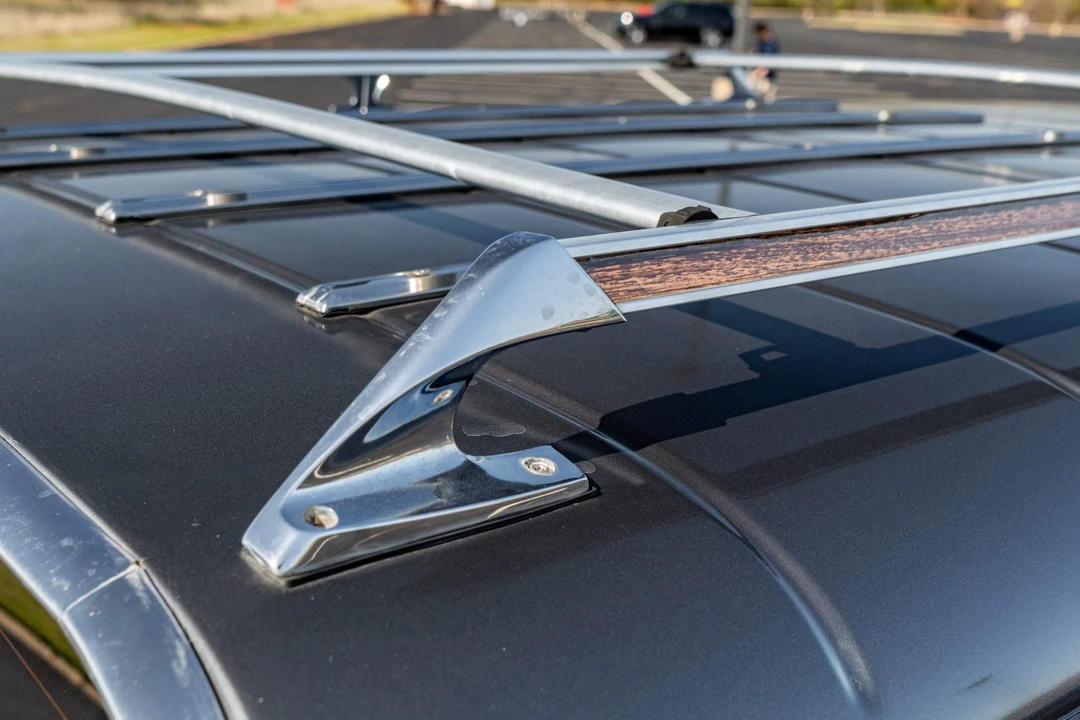 1990 Jeep SJ Grand Wagoneer - Image 29 of 31