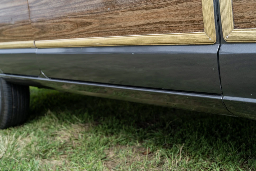 1990 Jeep SJ Grand Wagoneer - Image 23 of 31