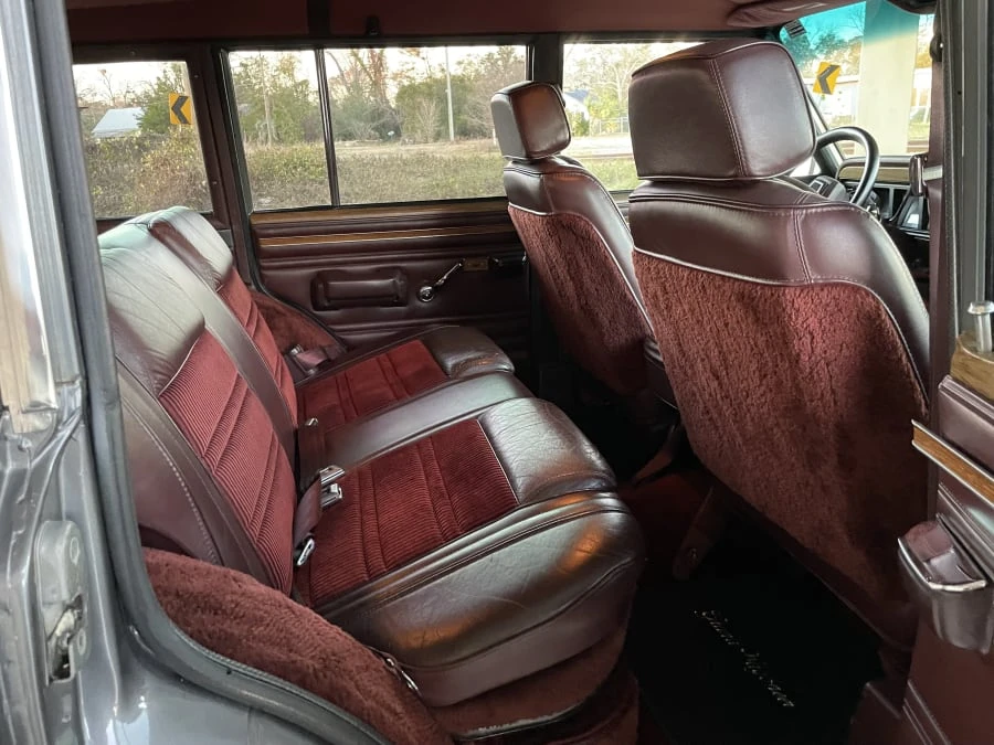 1990 Jeep SJ Grand Wagoneer - Image 31 of 31