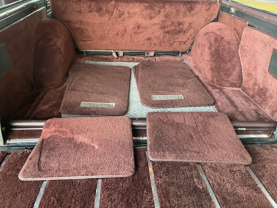 1990 Jeep SJ Grand Wagoneer - Image 29 of 31