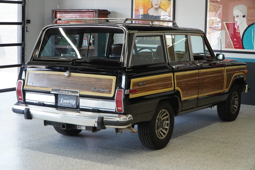 1990 Jeep SJ Grand Wagoneer - Image 16 of 31
