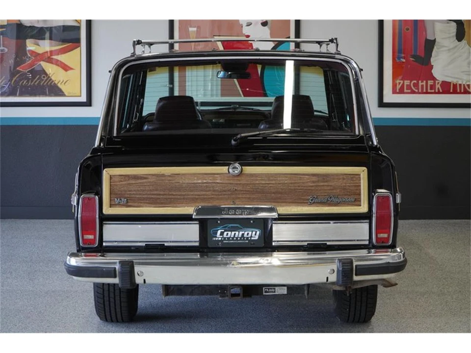 1990 Jeep SJ Grand Wagoneer - Image 10 of 31