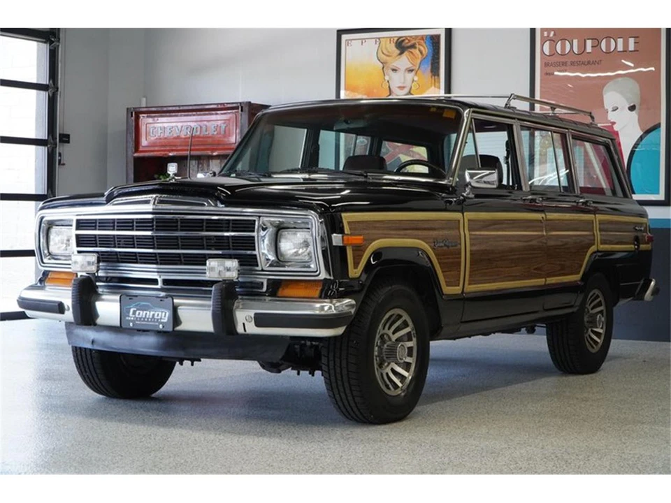 1990 Jeep SJ Grand Wagoneer - Image 23 of 31