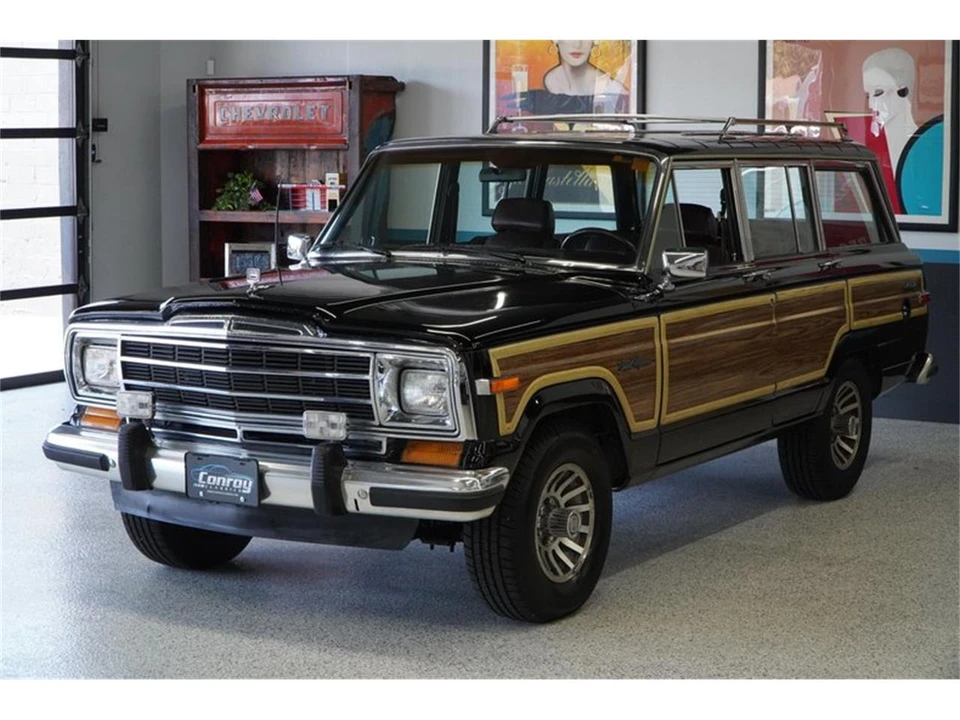 1990 Jeep SJ Grand Wagoneer - Image 24 of 31