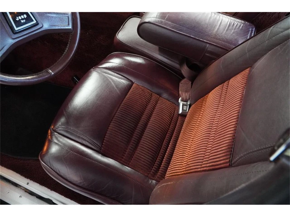 1990 Jeep SJ Grand Wagoneer - Image 30 of 31