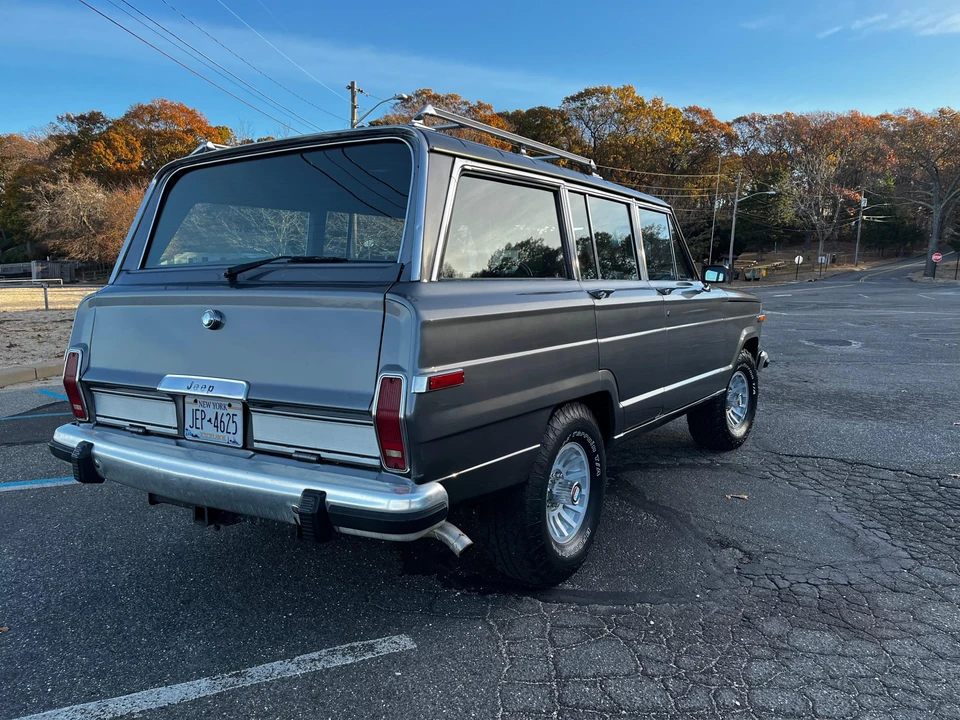1990 Jeep SJ Grand Wagoneer - Image 21 of 31