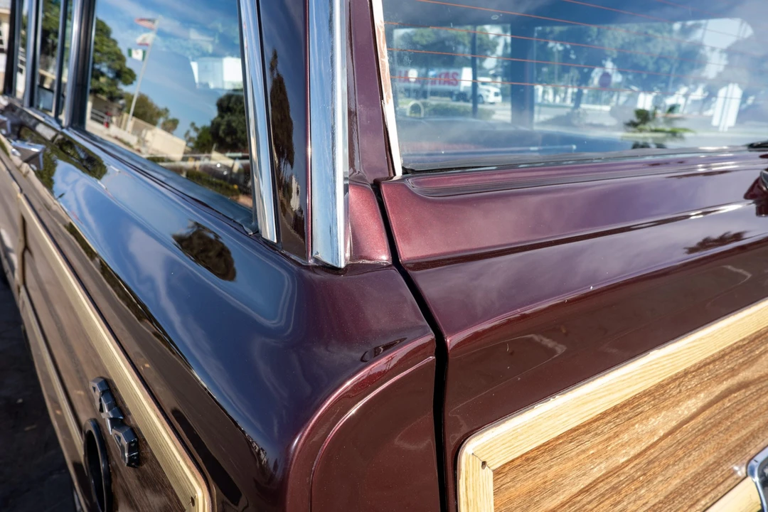 1990 Jeep SJ Grand Wagoneer - Image 22 of 31