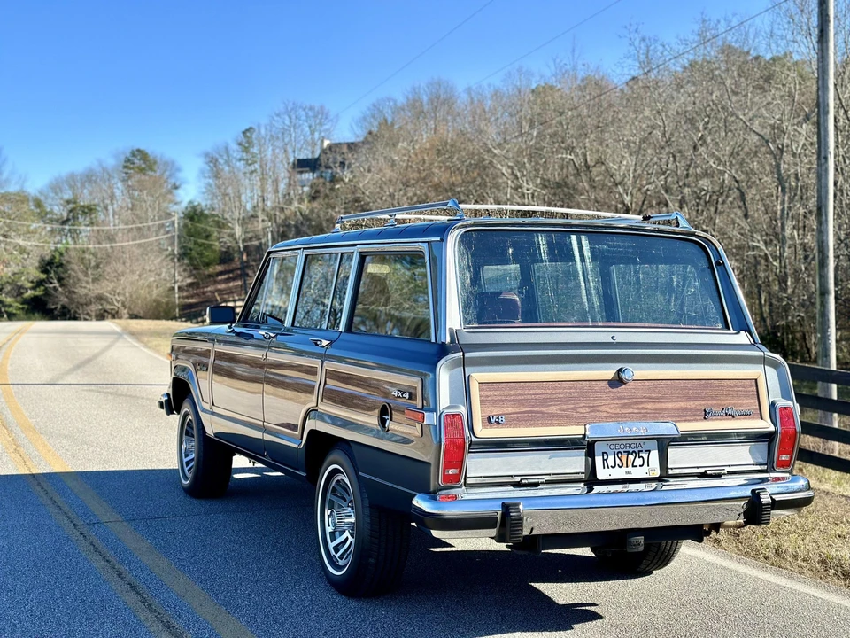 1990 Jeep SJ Grand Wagoneer - Image 27 of 31