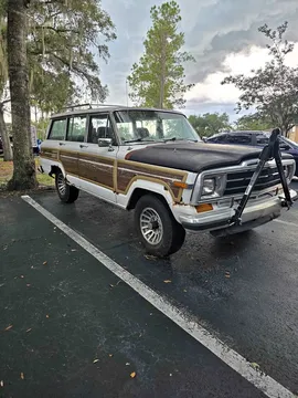 1990 Jeep Grand Wagoneer Sport Utility 4D