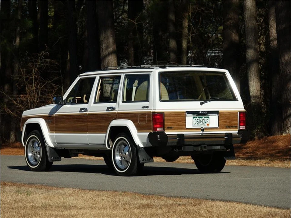 1990 Jeep SJ Grand Wagoneer - Image 12 of 31