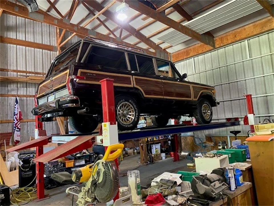 1990 Jeep XJ Wagoneer - Image 2 of 10
