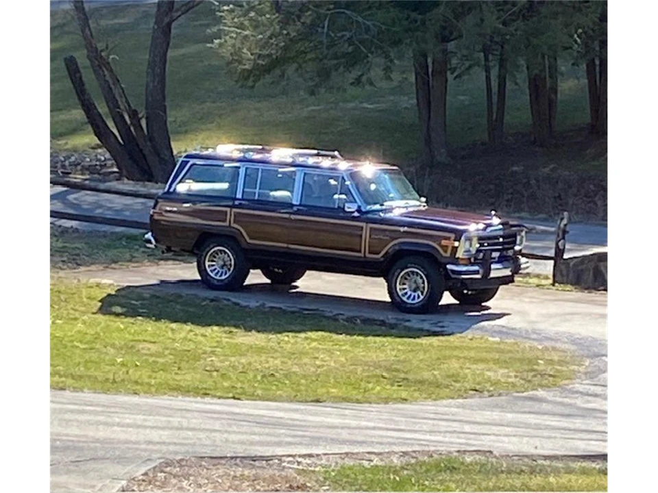1990 Jeep XJ Wagoneer - Image 10 of 10