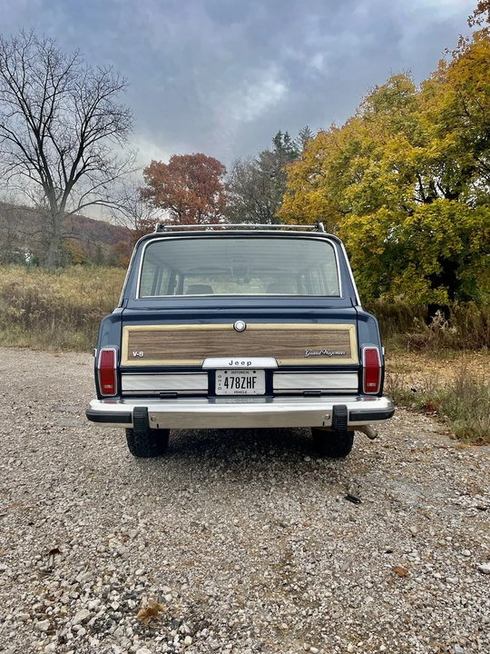 1990 Jeep SJ Wagoneer - Image 9 of 21