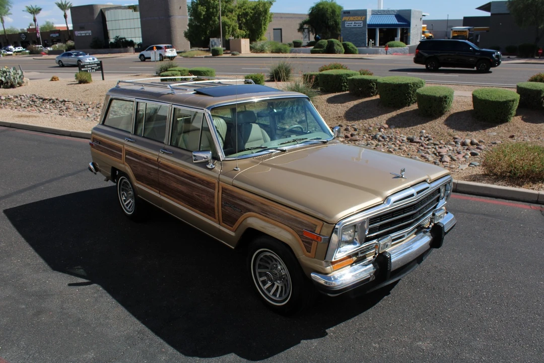 1990 Jeep XJ Wagoneer - Image 18 of 31