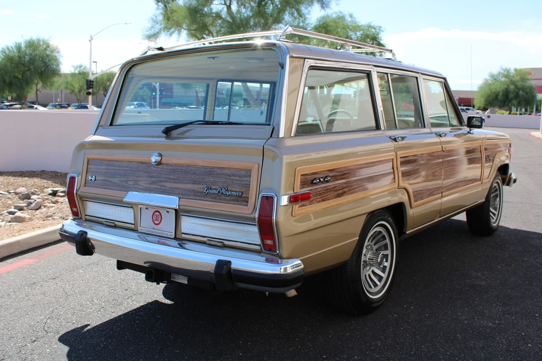 1990 Jeep SJ Wagoneer - Image 5 of 21