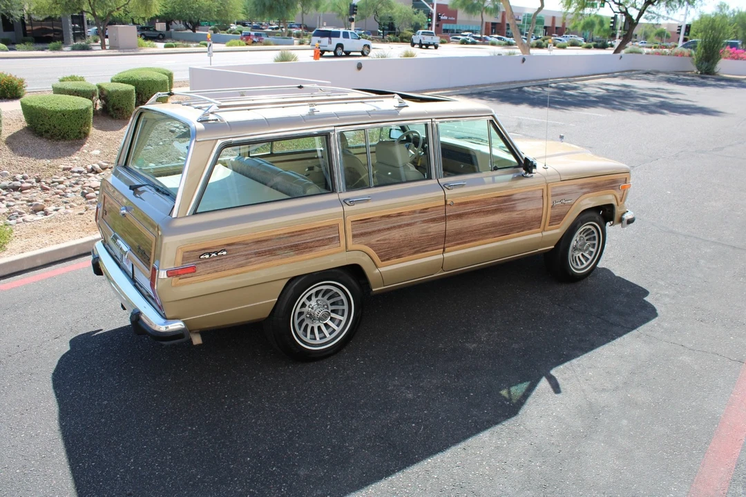 1990 Jeep SJ Wagoneer - Image 16 of 21