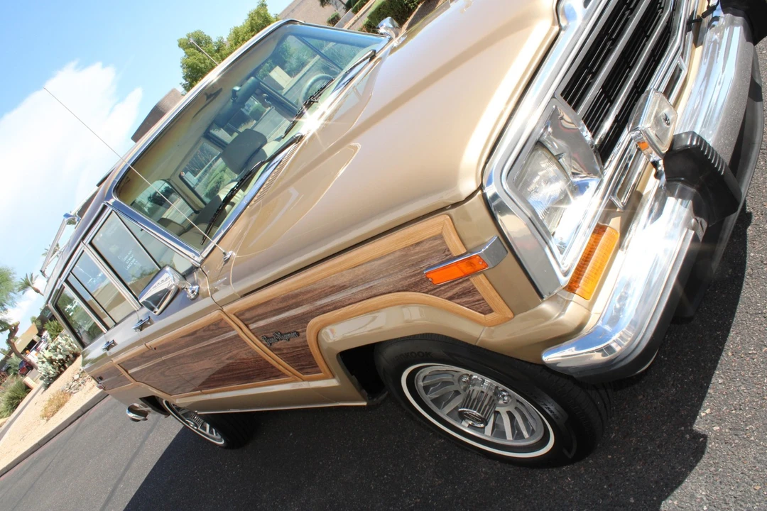1990 Jeep XJ Wagoneer - Image 20 of 31
