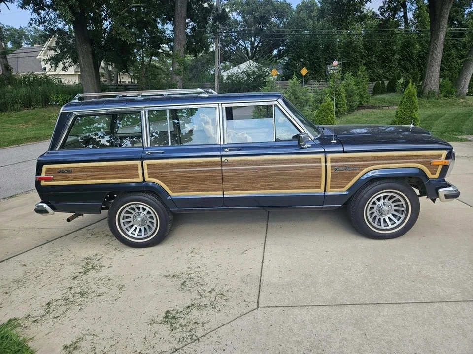 1990 Jeep SJ Wagoneer - Image 5 of 14