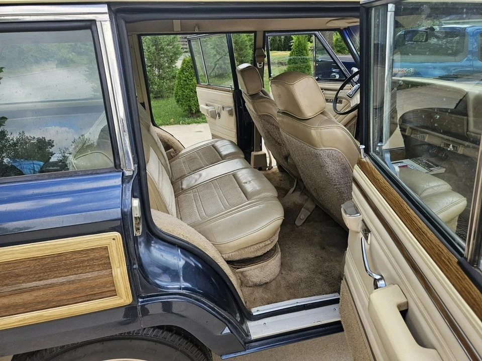 1990 Jeep SJ Wagoneer - Image 12 of 14