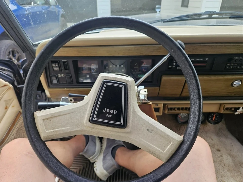1990 Jeep SJ Wagoneer - Image 8 of 14