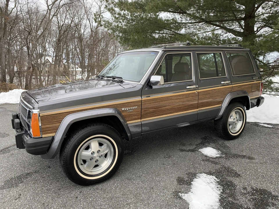 1990 Jeep XJ Wagoneer - Image 24 of 31