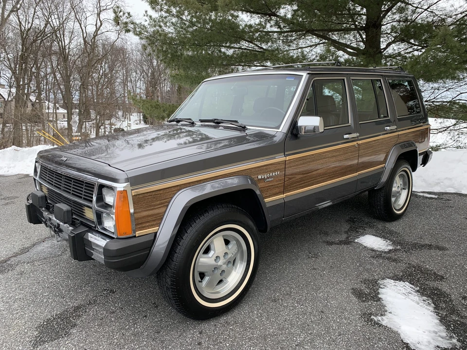 1990 Jeep XJ Wagoneer - Image 25 of 31
