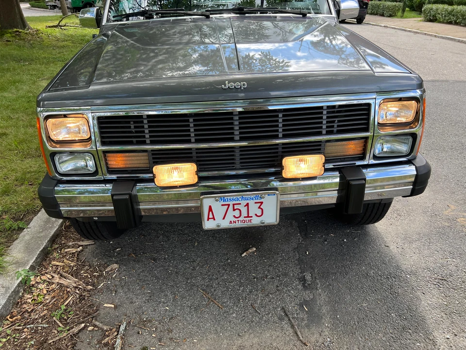 1990 Jeep XJ Wagoneer - Image 17 of 31