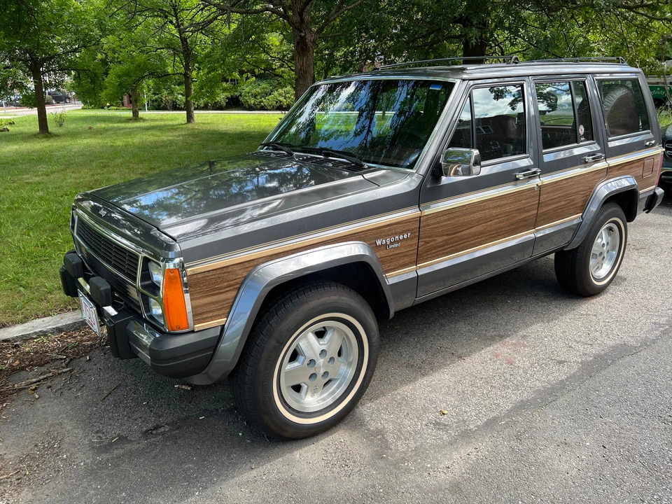 1990 Jeep XJ Wagoneer - Image 8 of 31