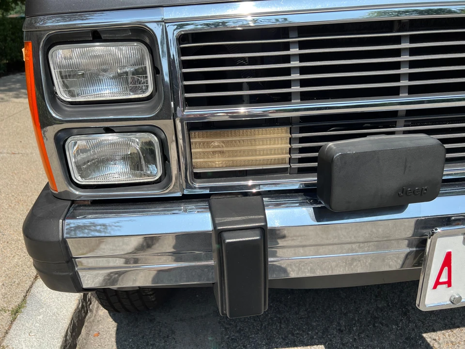 1990 Jeep XJ Wagoneer - Image 16 of 31