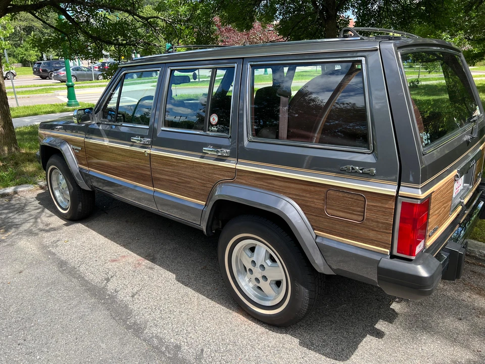 1990 Jeep XJ Wagoneer - Image 9 of 31