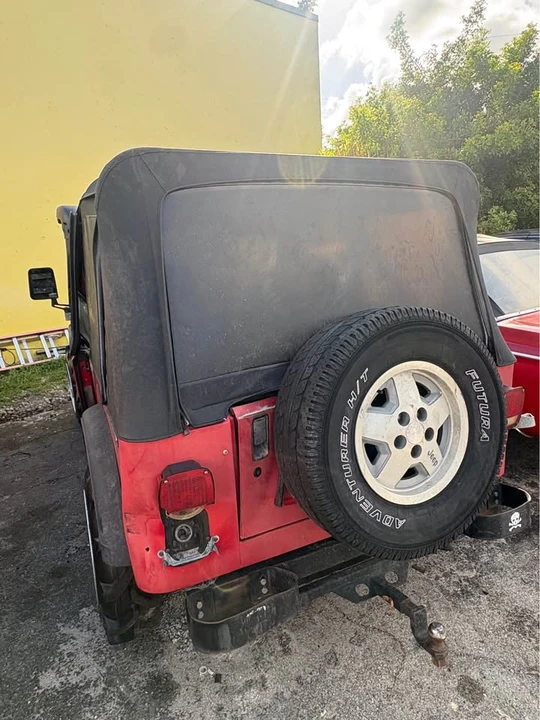 1990 Jeep YJ Wrangler - Image 7 of 7