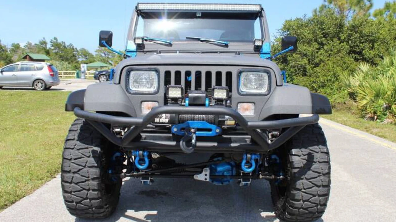 1990 Jeep YJ Wrangler - Image 10 of 31