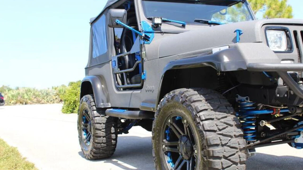 1990 Jeep YJ Wrangler - Image 14 of 31