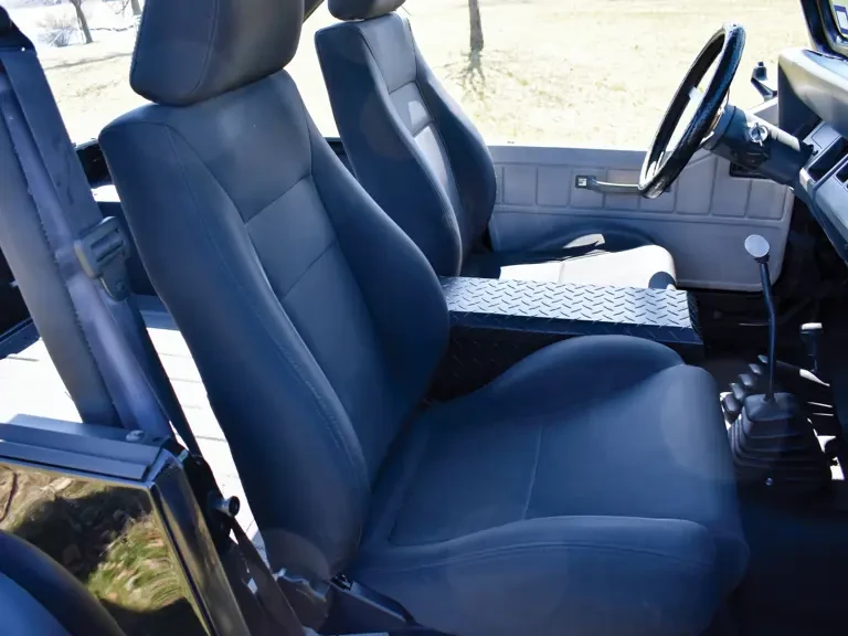 1990 Jeep YJ Wrangler - Image 9 of 15