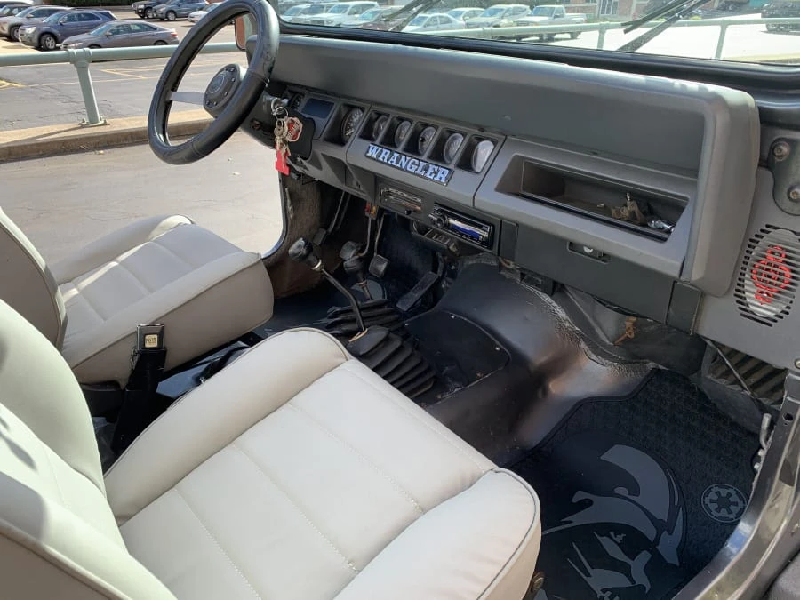 1990 Jeep YJ Wrangler - Image 5 of 5