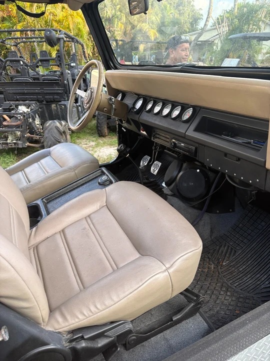 1990 Jeep YJ Wrangler - Image 10 of 14