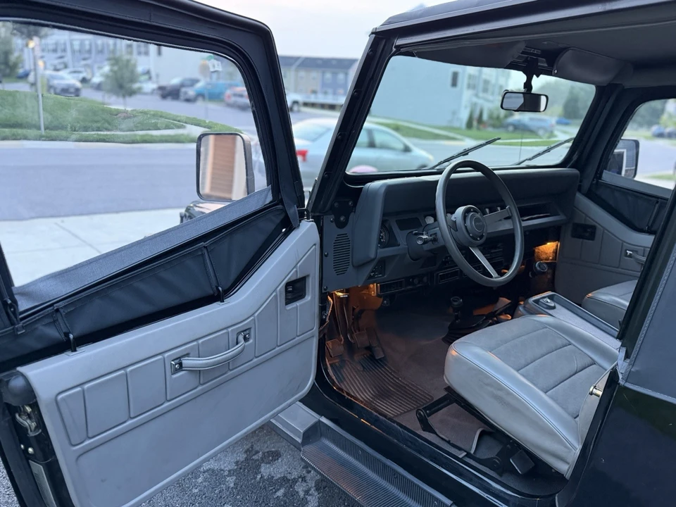1990 Jeep YJ Wrangler - Image 7 of 29