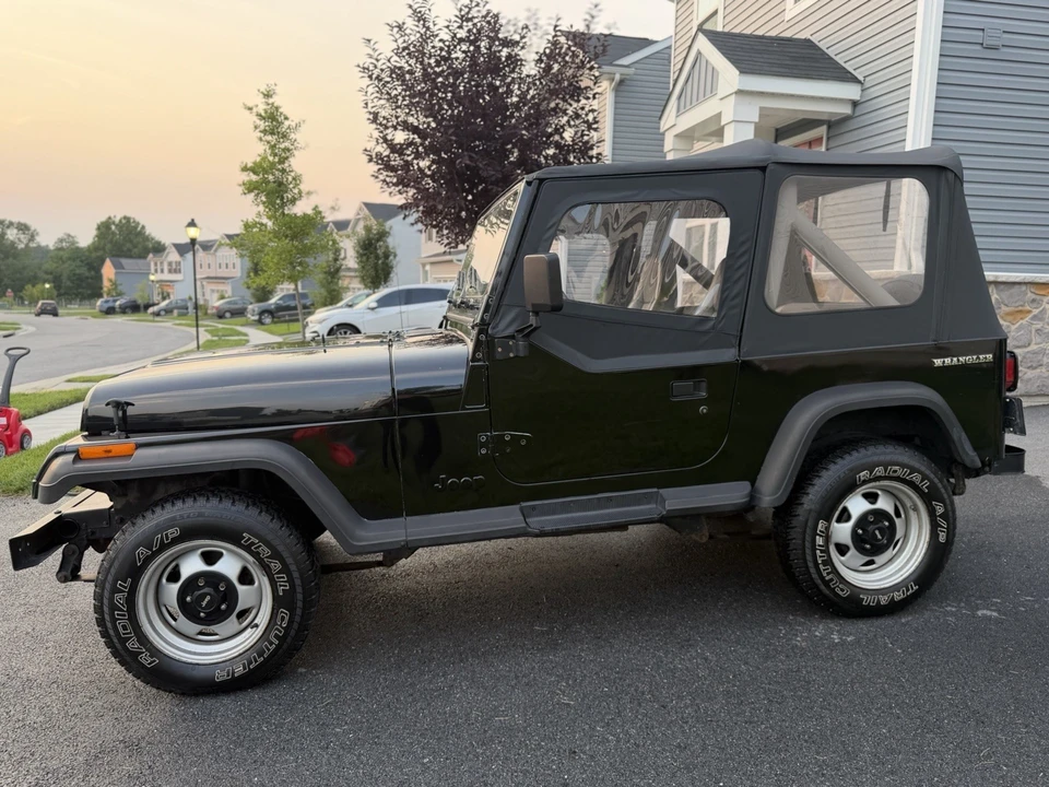 1990 Jeep YJ Wrangler - Image 3 of 29