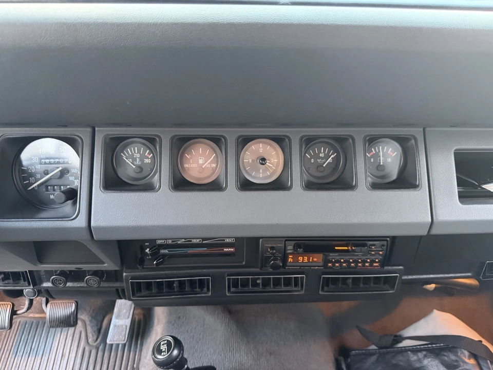 1990 Jeep YJ Wrangler - Image 9 of 29