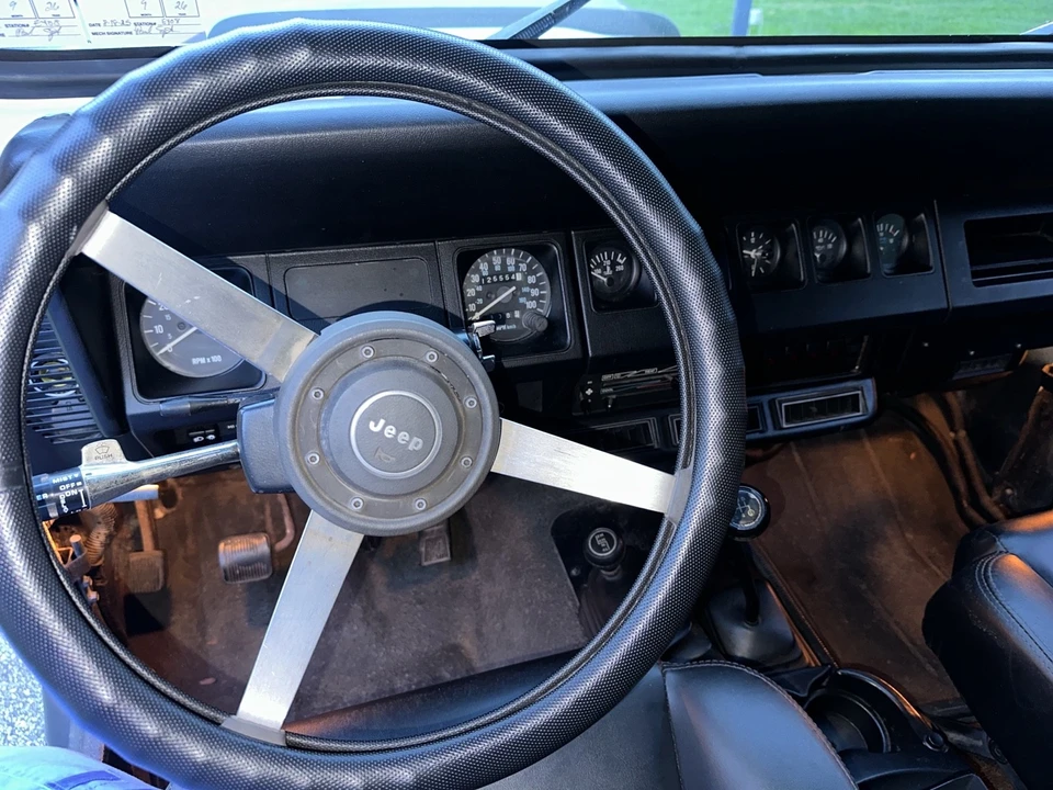1990 Jeep YJ Wrangler - Image 15 of 23