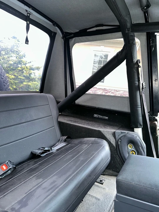 1990 Jeep YJ Wrangler - Image 19 of 23