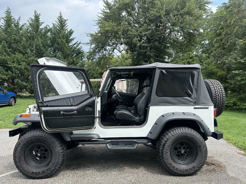 1990 Jeep YJ Wrangler - Image 7 of 23