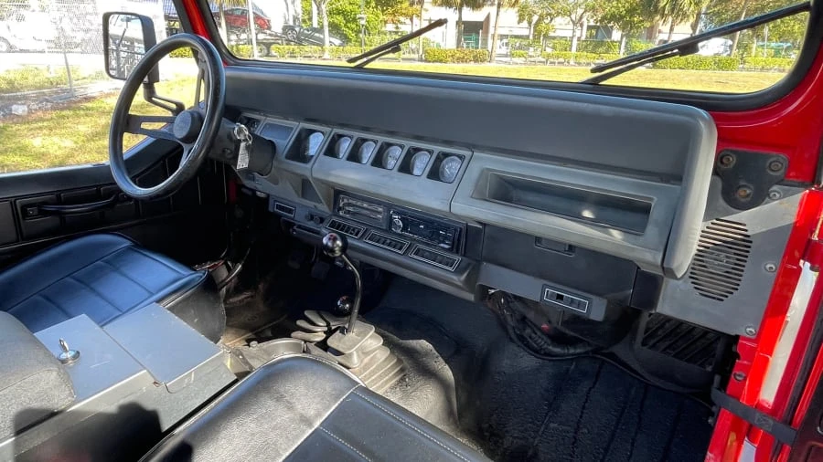 1990 Jeep YJ Wrangler - Image 8 of 30