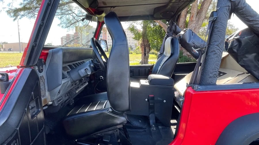 1990 Jeep YJ Wrangler - Image 9 of 30